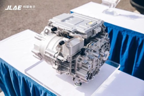 出产基地投产 产品批量下线 SiC“上车”，意昂官网电子“大作为”